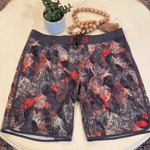 The North Face mans broad shorts